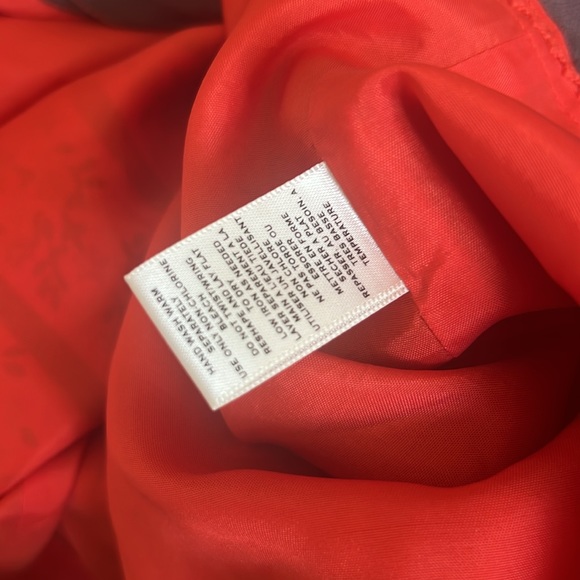 Anthropologie Moulinette Soeurs Silk Shirt Dress Button Up VNeck Size 12 Red - Picture 9 of 9